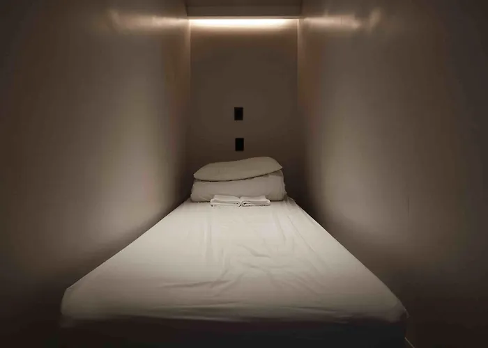 Hostel Canvas *